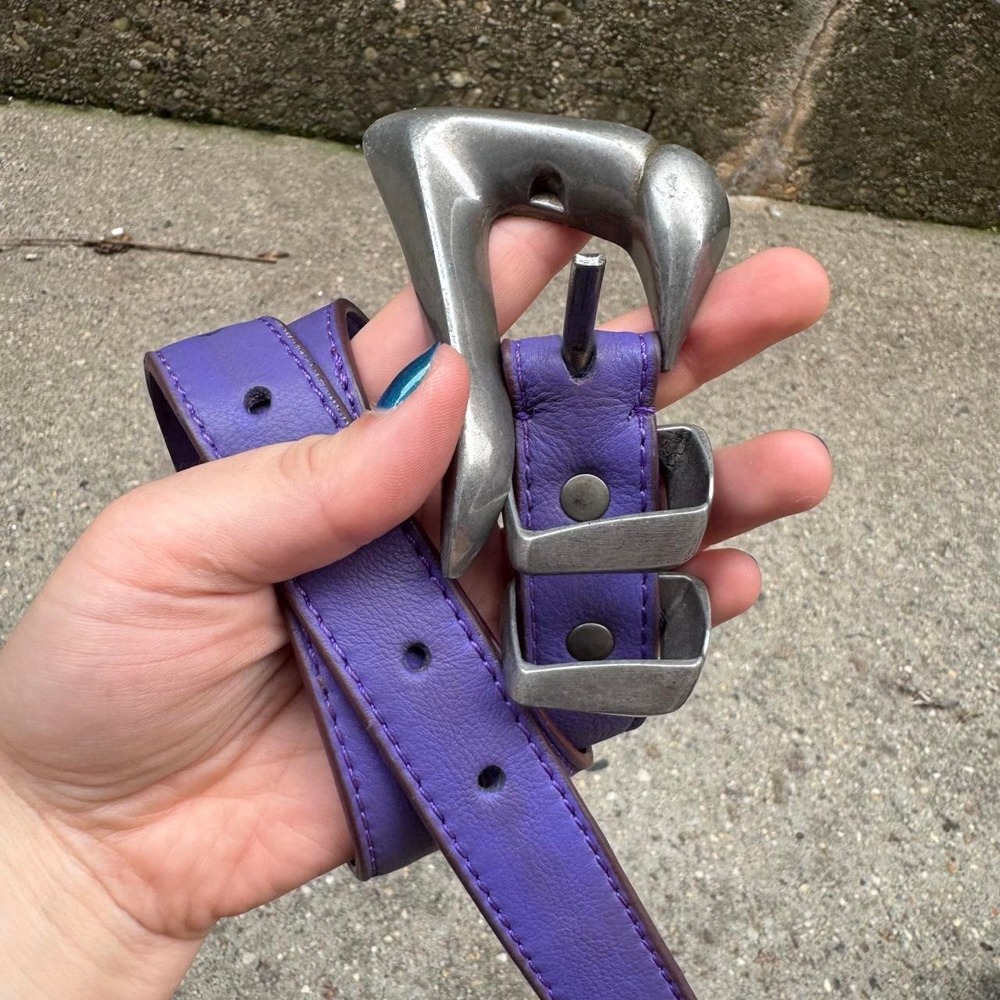 Free People Purple Leather Belt Women's Size S/M Silver Buckle Waist Boho Indie - Picture 4 of 8